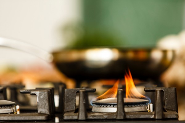 burning gas cooktop burner